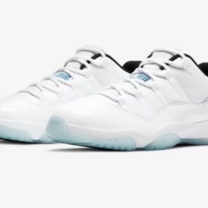 AIR JORDAN 11 RETRO LOW LEGEND BLUE SNEAKERS SIZE 8.5